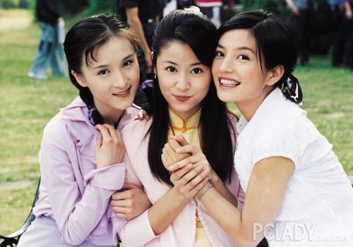 《情深深雨濛濛》女主合影