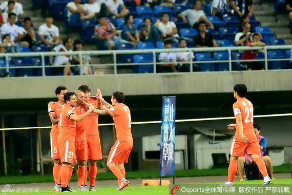 ��������ӭ��ǿ��³��