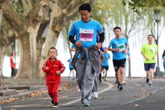 杭州马拉松将迎来自己的29岁生日。