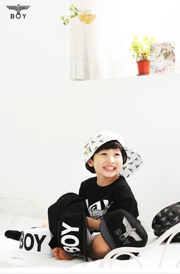 国际服饰品牌BOYLONDON