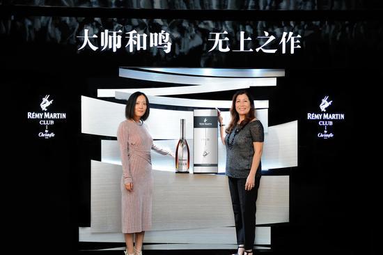 人头马君度集团大中华区市场总监王敬芝女士与法国昆庭亚太地区市场公关经理李佳妮女士