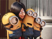 《小黄人》女魔头招爪牙 小黄人秒杀全场