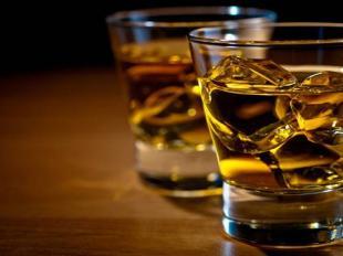 威士忌杯