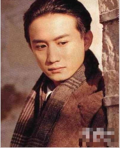 年轻时的黄磊