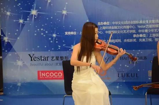 上海环球美妆艺术节活动秀演现场