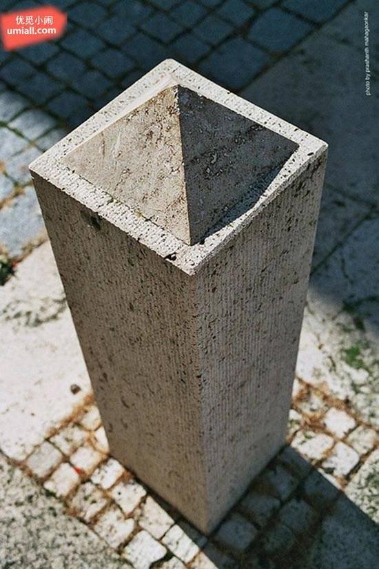 金字塔柱。