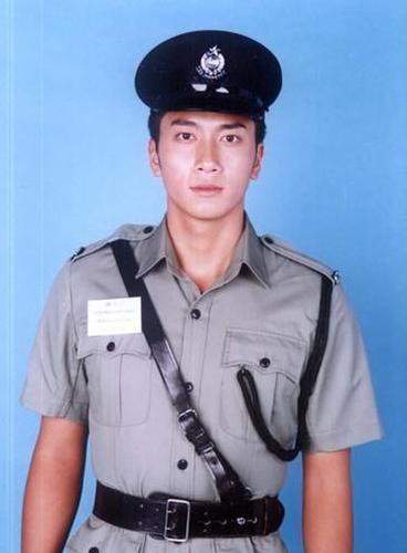 吴卓羲的警察形象