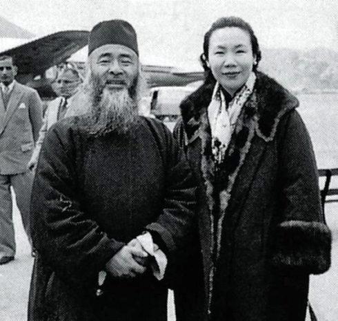 张大千与方召麐在香港
