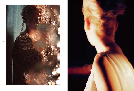 Christopher Doyle为《周末画报》及iFashion拍摄的Tilda Swinton | 图片来源:对方提供