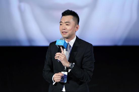 欧莱雅(中国)副总裁、活性健康化妆品部总经理 许惟抡