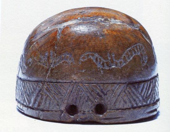 河姆渡遗址出土 新石器时代 蚕纹象牙杖首饰
