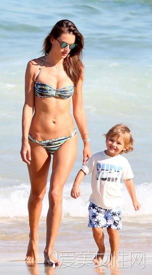 Alessandra-Ambrosio