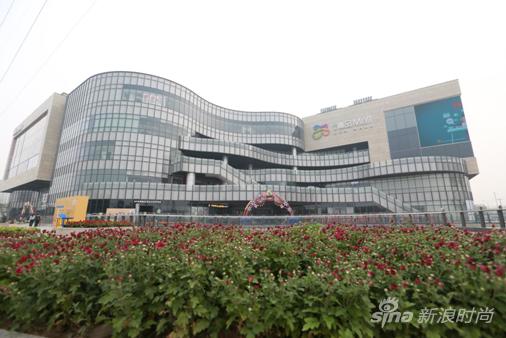 金隅嘉品Mall成就东坝首家购物中心
