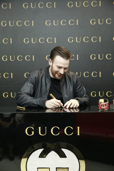 Chris Evans@丝芙兰旗舰店