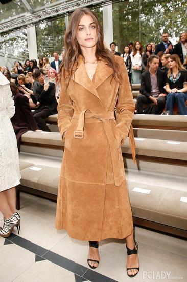 伊丽莎-瑟娜薇 (Elisa Sednaoui)秀场照