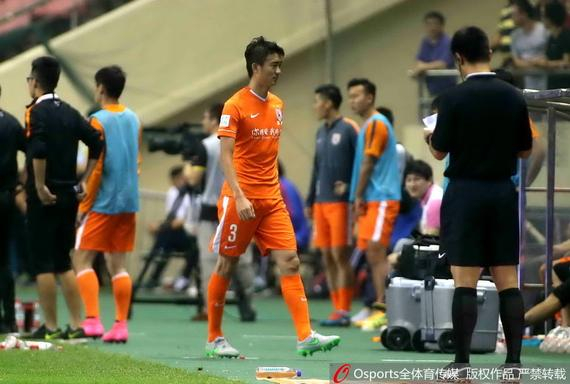 客战老东家申花 戴琳被红牌罚下