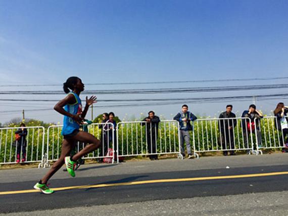 2015南京高淳马拉松赛报名火热，半程名额爆满。
