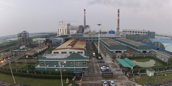 镇海一化工厂发生爆炸致1死3伤 涉事企业被停