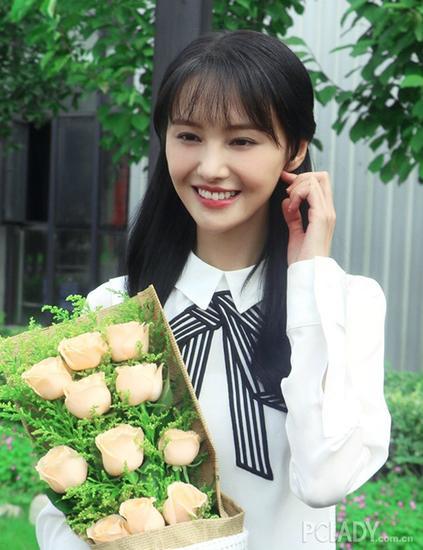 公主半扎发造型