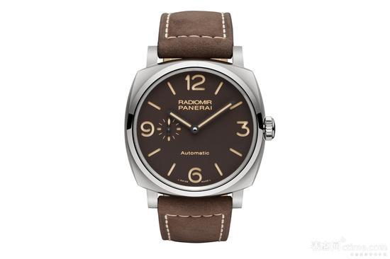 Panerai沛纳海 Radiomir 1940 45毫米3日动力储存自动钛金属腕表(PAM00619)