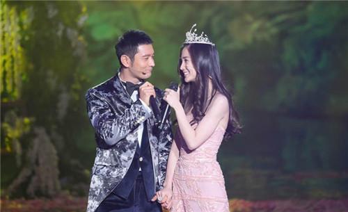 黄晓明angelababy