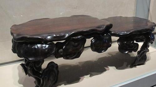 故宫在展“仿灵芝硬木炕桌”修复后