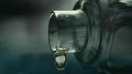 《香水》