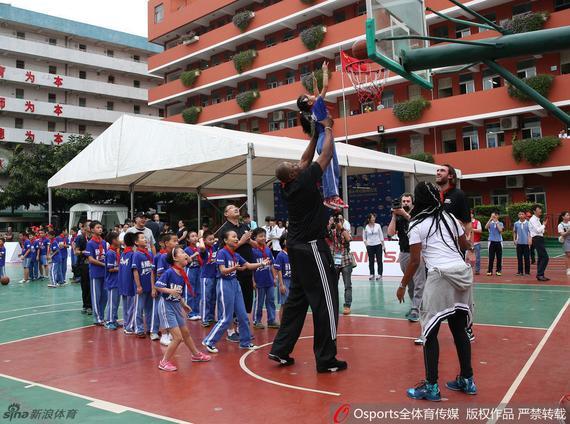 NBA中国与东莞篮球学校宣布延续合作伙伴关