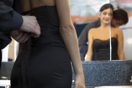 让男人兴奋的6种妩媚招数