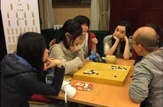 日本和台湾女棋手赛后探讨
