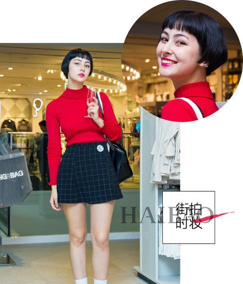 洛丽塔妆发+红色针织衫