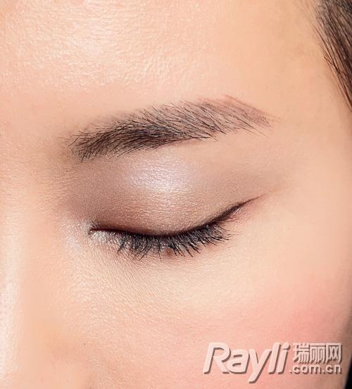 那么我们该如何养成天然美睫