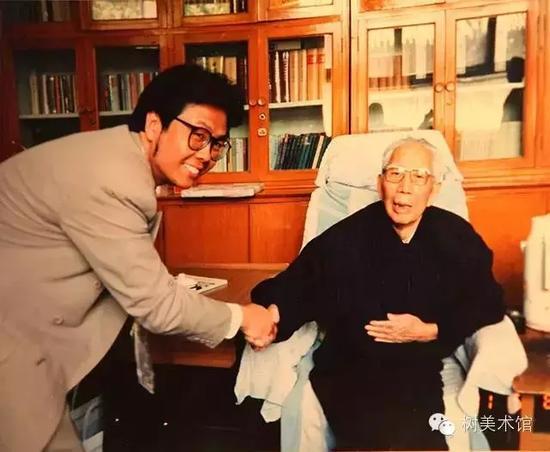 《现代日本绘画展》得到了国家副主席、中日友好协会会长王震先生的鼎力支持。