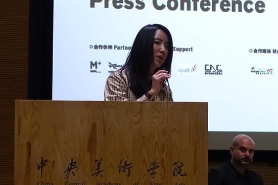 CCAA总监刘栗溧女士主持发布会