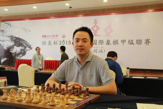 倪华在杭州站比赛中。
