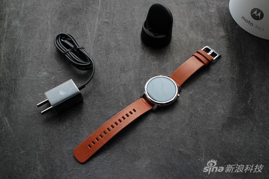 moto 360二代主机与配件