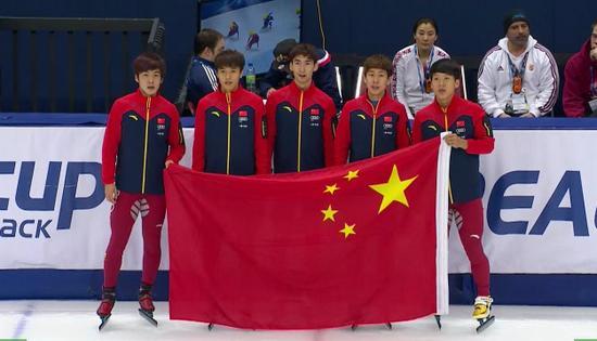 中国男队获端到世界杯加拿大蒙特利尔站男子5000米接力冠军