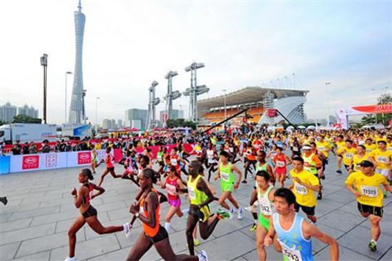 2014广州马拉松赛 资料图