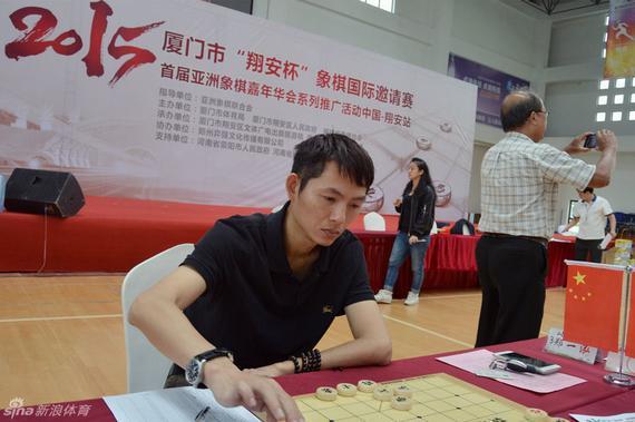 郑一泓帅气落子