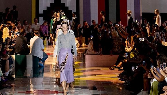 Prada 2020春夏系列 图片来源:ImaxTree