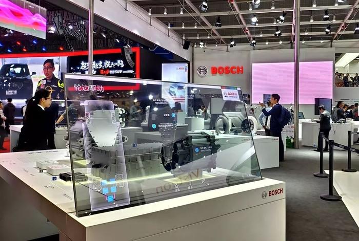 上海车展 | 科技成就生活之美，AutoLab粉丝选择“年度科技企业奖”揭榜