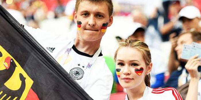 德国舆论激辨:女评论员解说足球比赛,行不行?