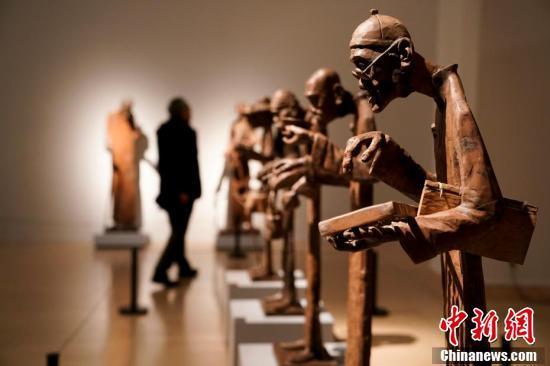 “匠心入木——李先海雕塑艺术展”在中国美术馆开幕