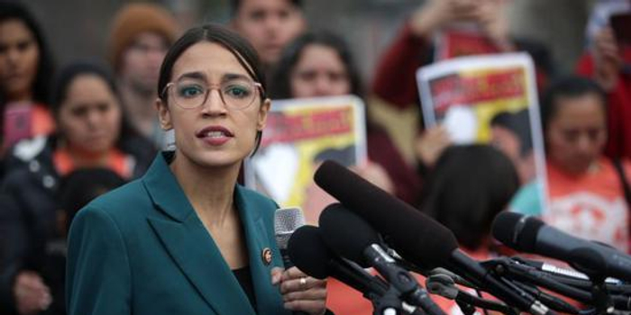 赶走亚马逊后 美网红女议员在纽约州的支持率