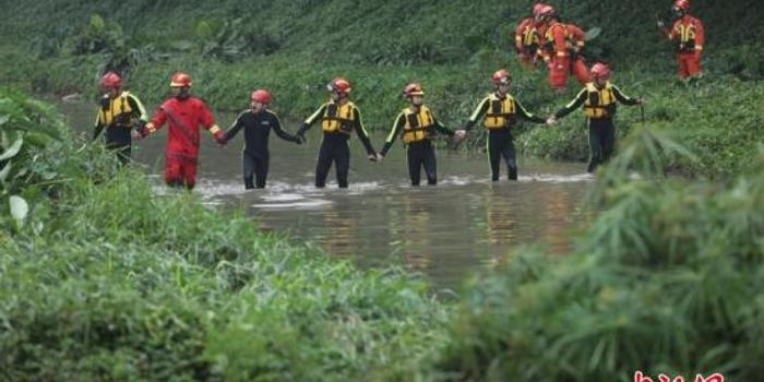 深圳暴雨引发洪水已致6人死亡 仍有5人失联