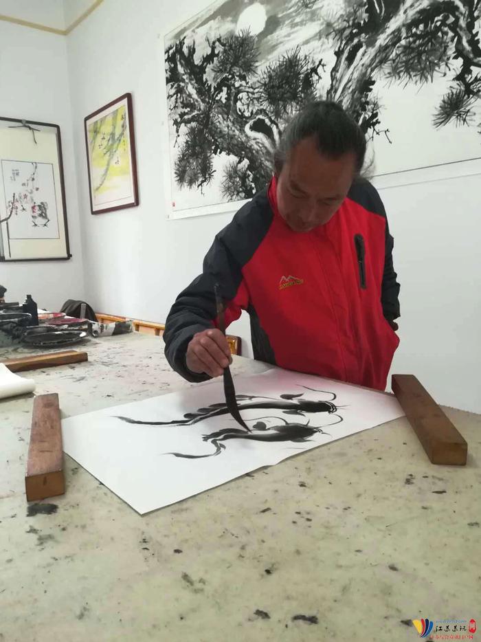 寻觅隐逸在淮北中学校园里的“扫地僧”--专访书画家祁斌