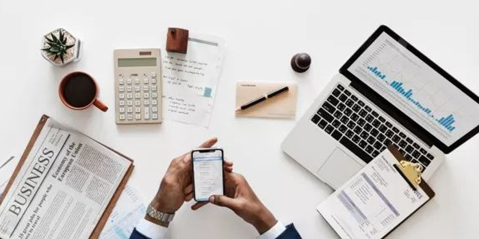 东方金诚:新规利好公募基金 基金子公司转型压