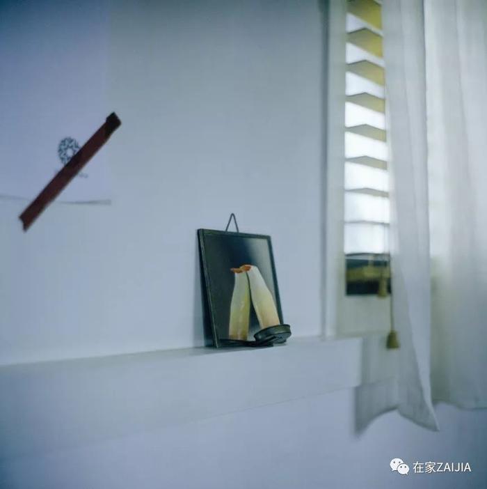 她的40㎡法租界小阁楼，浓缩了国内中古家具店之精华