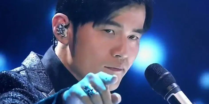 免费听周杰伦的APP w700h350z1l10t103cd.jpg