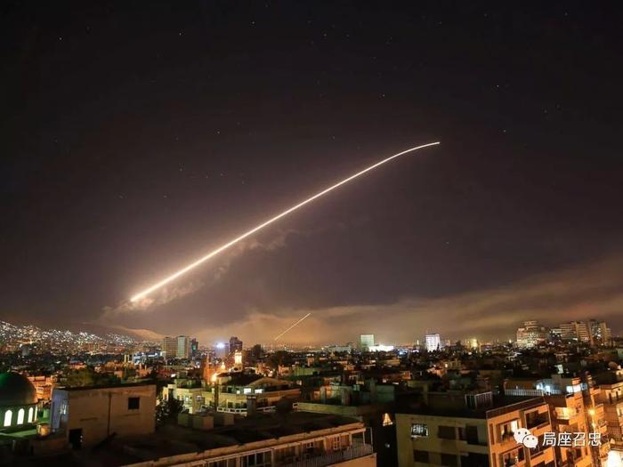 美英法空袭叙利亚，都用了些什么武器？